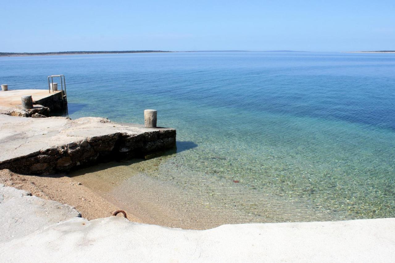 Apartments And Rooms With Parking Space Mandre, Pag - 6309 كولان المظهر الخارجي الصورة
